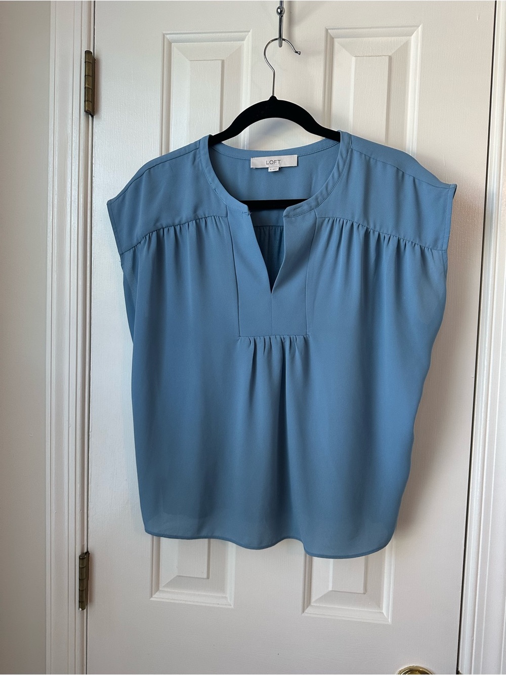 LOFT Dusty Blue Split V-Neck Short Capped Sleeves Blouse Size S